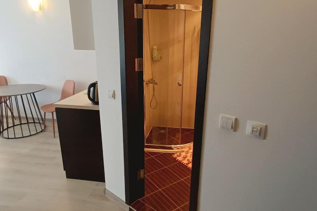 Atlantis Studio Burgas City Exterior foto